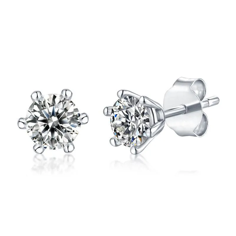 0.5ct/1.0ct Classic Round Brilliant Cut Moissanite Stud Earrings