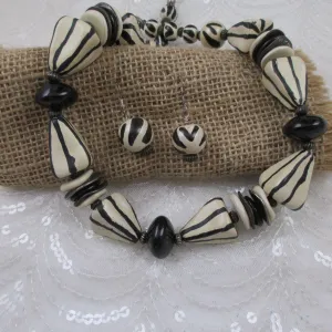 Cream & Black Kazuri Necklace & Earrings Chunky