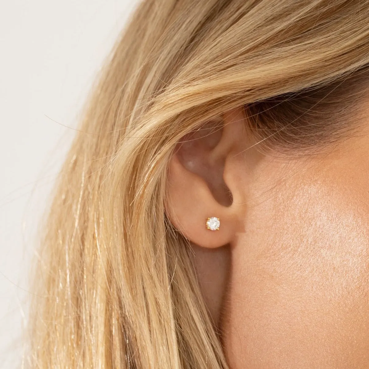 Diamond Stud Earring in Silver