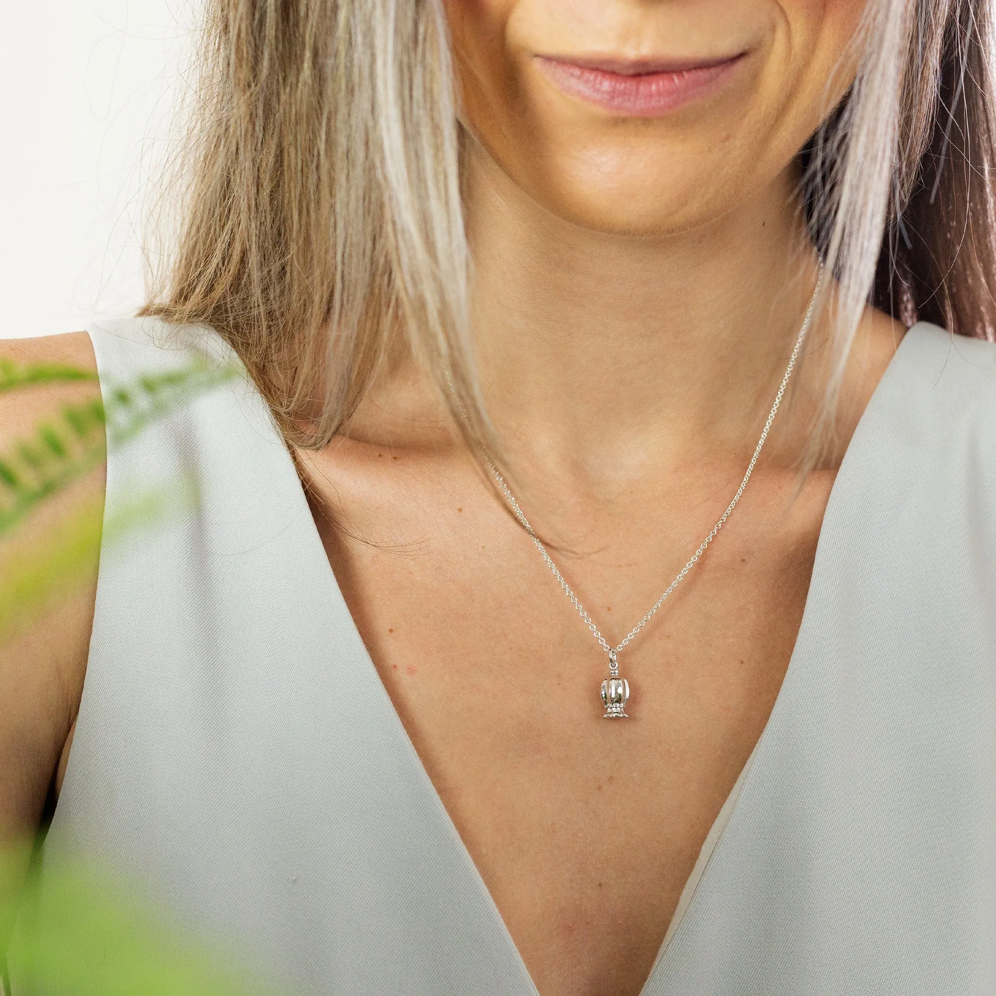 Poppy Seed Pendant Silver