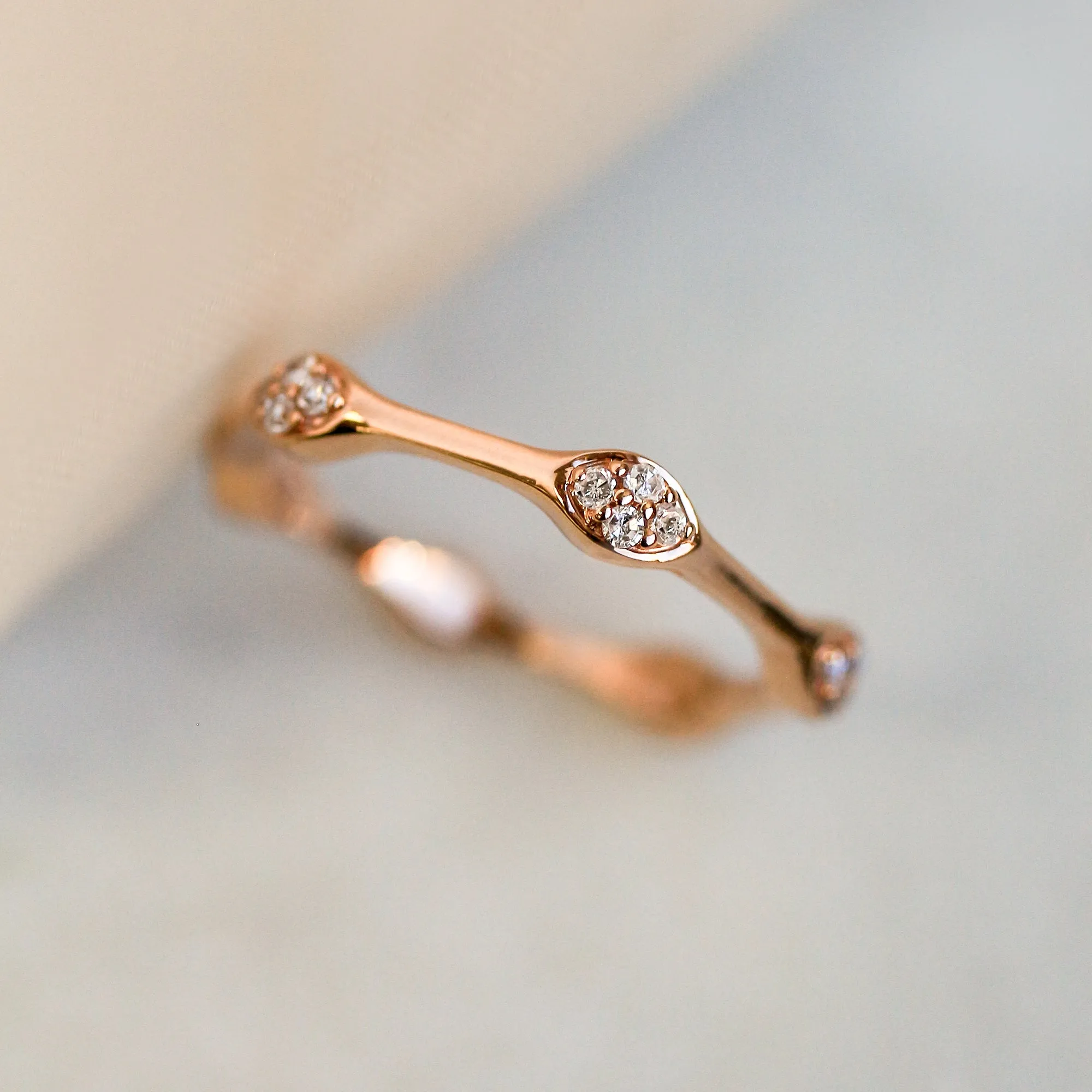 Stackable Wavy Diamond Ring