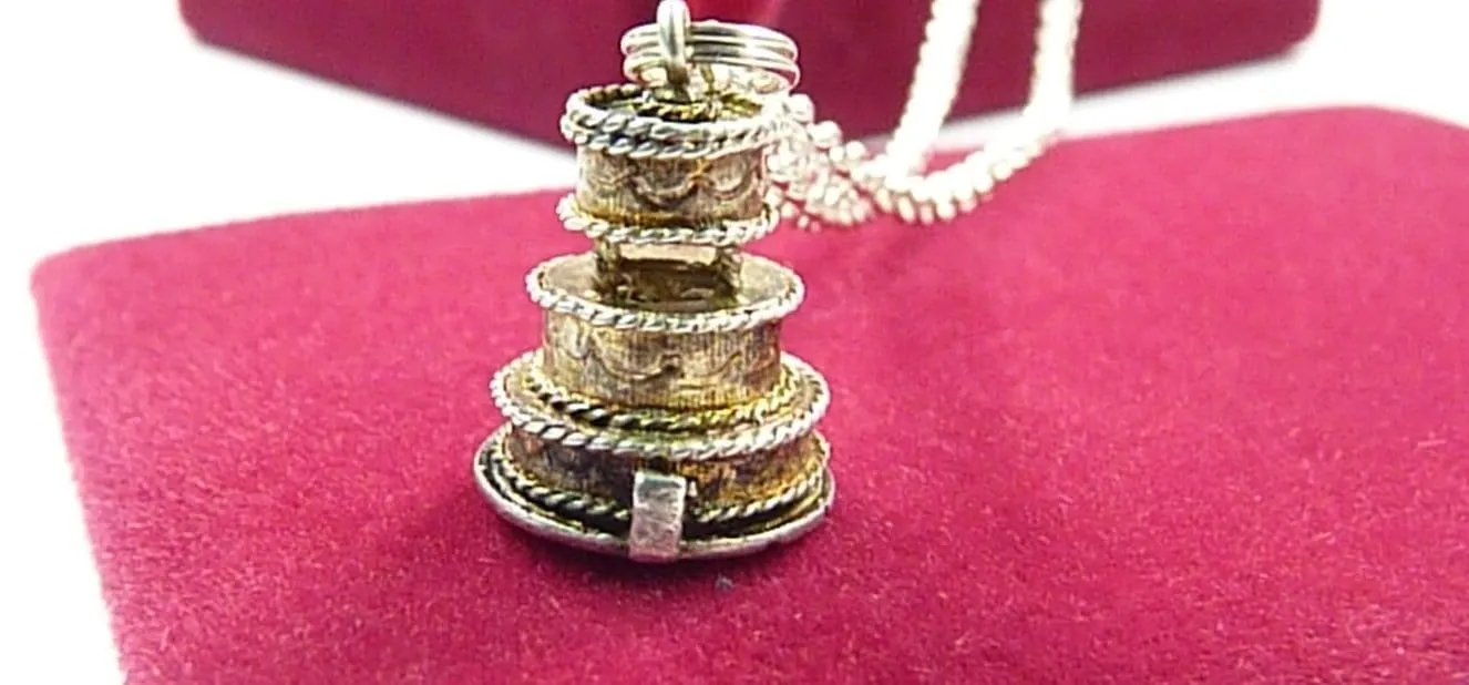 Sterling Silver Wedding Cake Pendant 1960s With 18" Sterling Silver Necklace