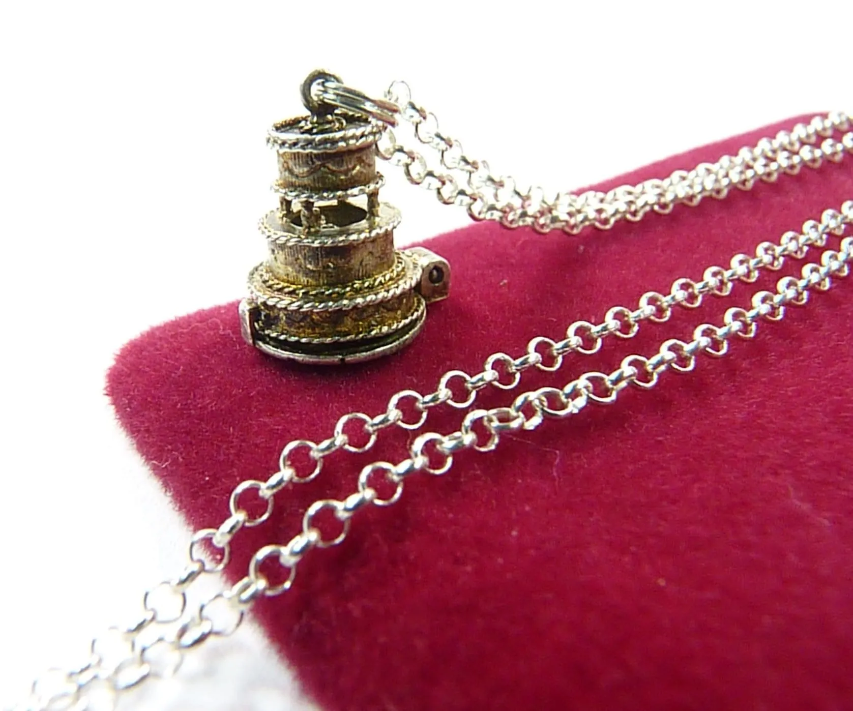 Sterling Silver Wedding Cake Pendant 1960s With 18" Sterling Silver Necklace